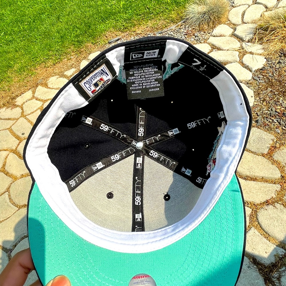NEW ERA HAT BRAND NEW